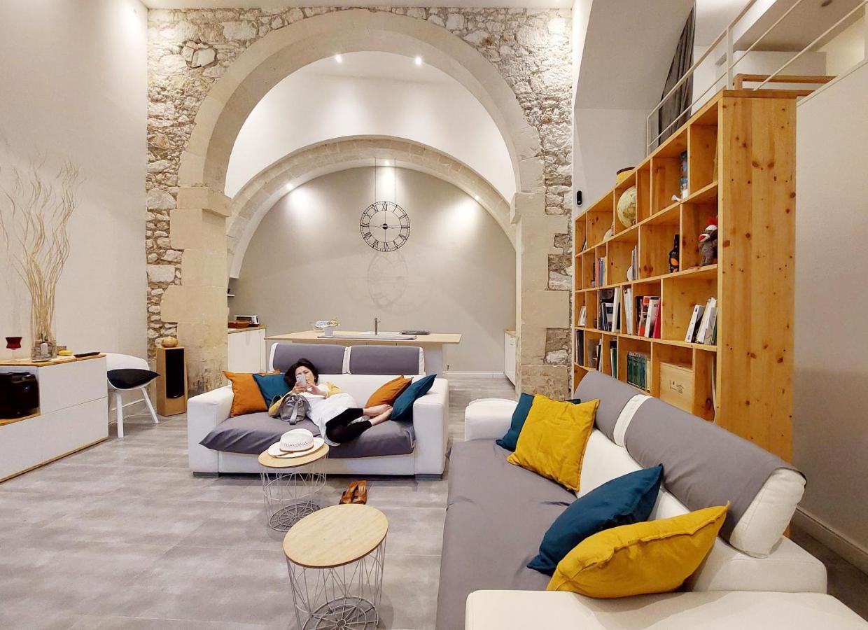 דירות סירקוזה Double Loft מראה חיצוני תמונה
