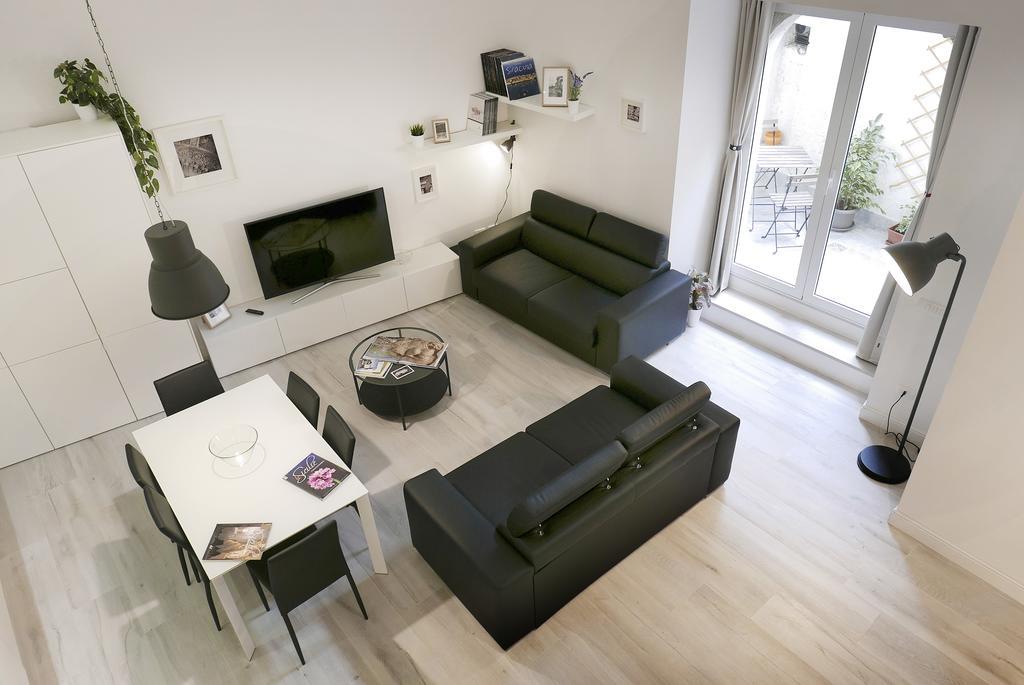 דירות סירקוזה Double Loft מראה חיצוני תמונה