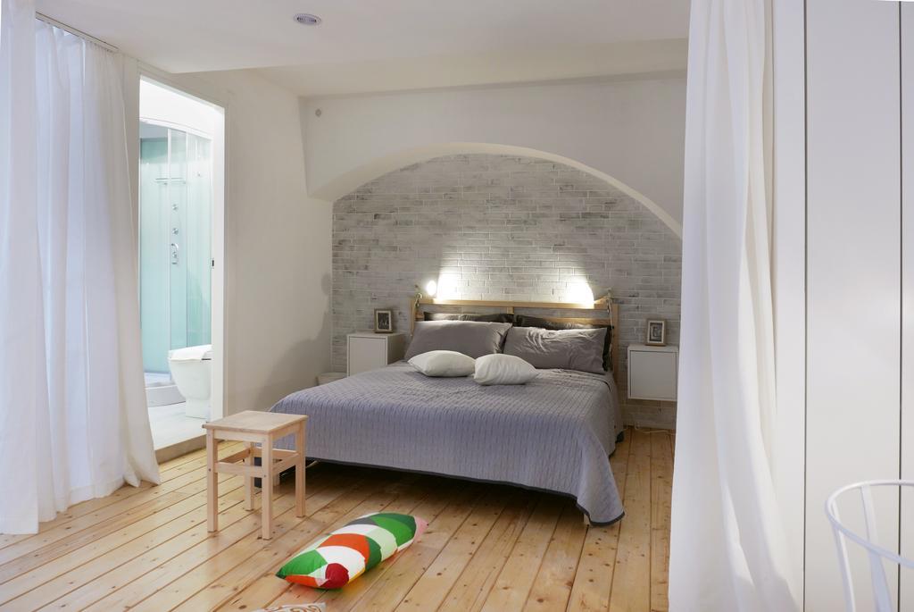 דירות סירקוזה Double Loft מראה חיצוני תמונה